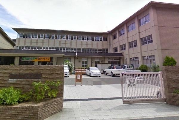 岸和田コーポラス壱号棟(岸和田市立野村中学校)