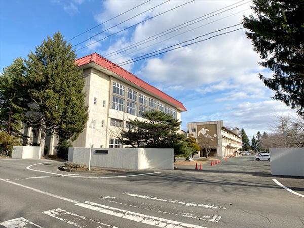三戸郡五戸町字苗代沢の土地(五戸町立五戸中学校)