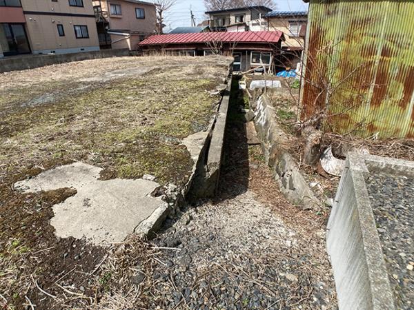 八戸市大字鮫町字二見町の土地