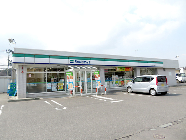 八戸市西白山台３丁目の土地(ファミリーマート八戸ニュータウン西店)