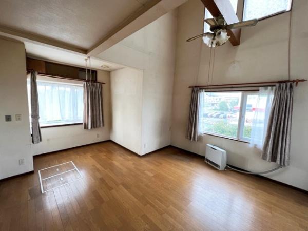 八戸市大字新井田字寺沢の中古一戸建て