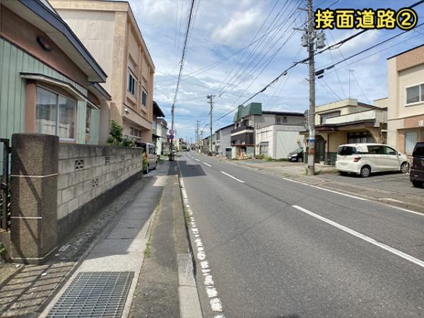 八戸市大字白銀町字大沢片平の土地
