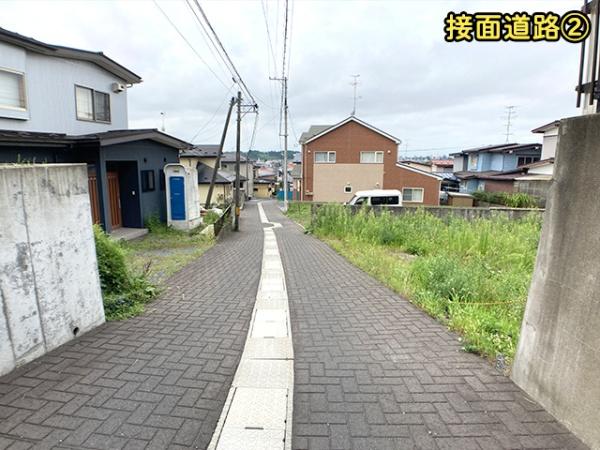 八戸市大字新井田字西平の土地
