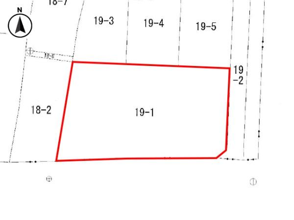 八戸市大字新井田字石動木の土地
