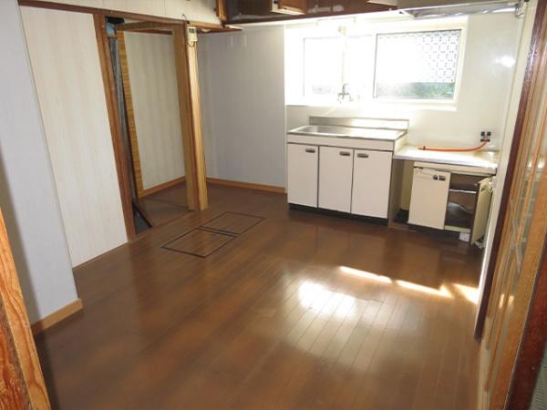 八戸市大字新井田字前田の中古一戸建て
