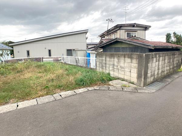 八戸市大字新井田字外久保の土地