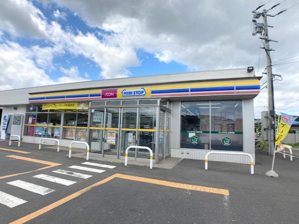 八戸市大字田面木字外久保の土地(ミニストップ八戸高専前店)