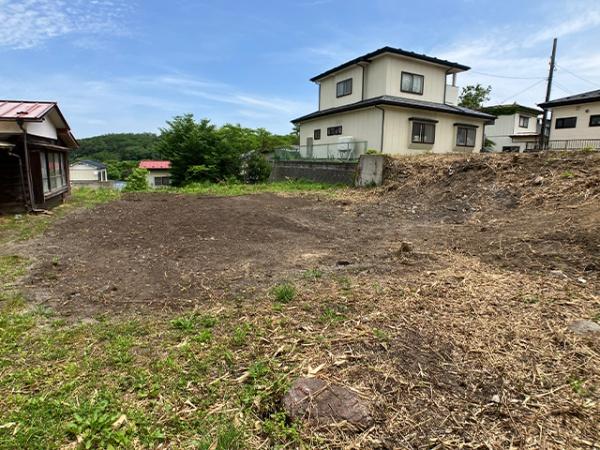 八戸市大字田面木字外久保の土地