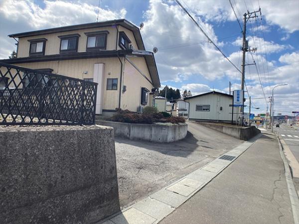 八戸市大字新井田字重地の土地