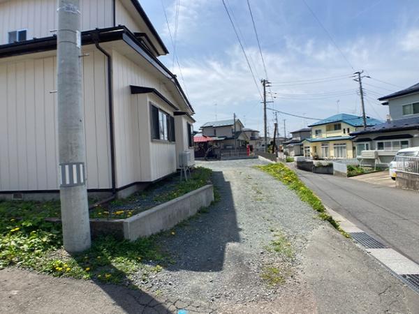 八戸市大字新井田字松山の土地