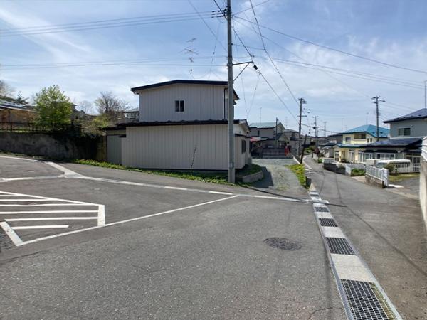 八戸市大字新井田字松山の土地