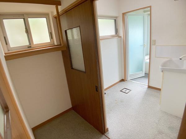 八戸市大字新井田字松山の中古一戸建て