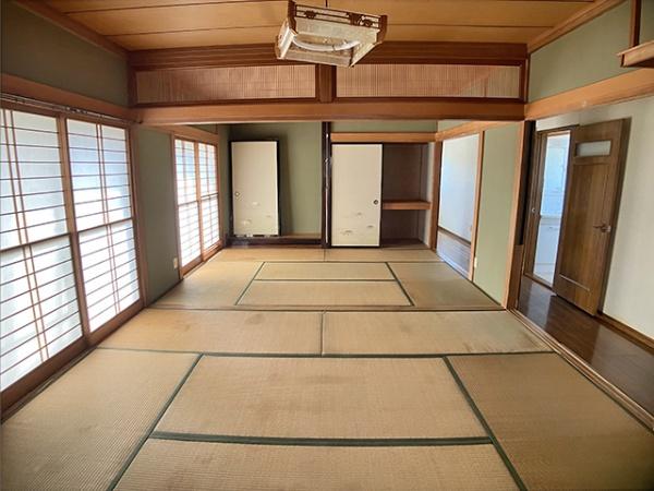 八戸市大字新井田字石動木の中古一戸建て