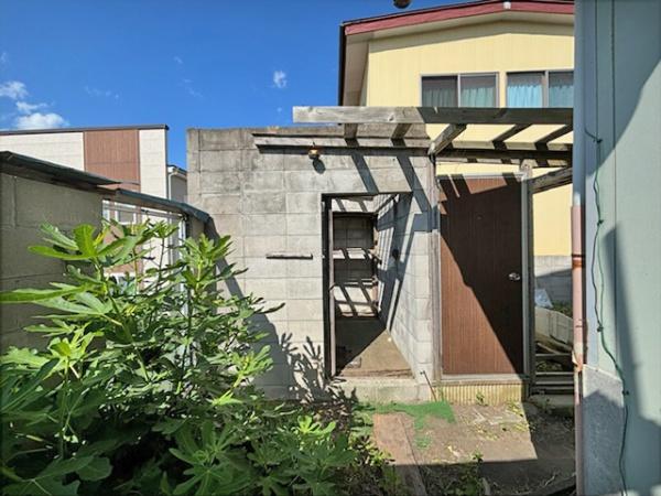八戸市大字根城字西ノ沢の土地