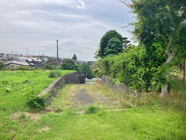 八戸市大字新井田字寺沢の土地