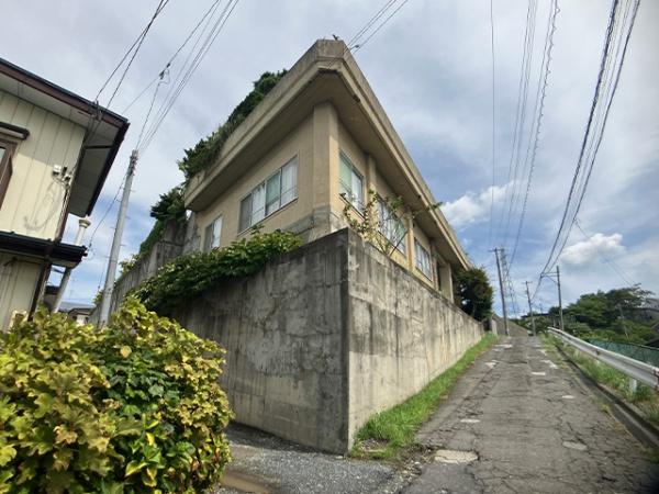 八戸市大字新井田字寺沢の土地
