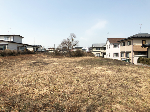八戸市大字大久保字下長根の土地