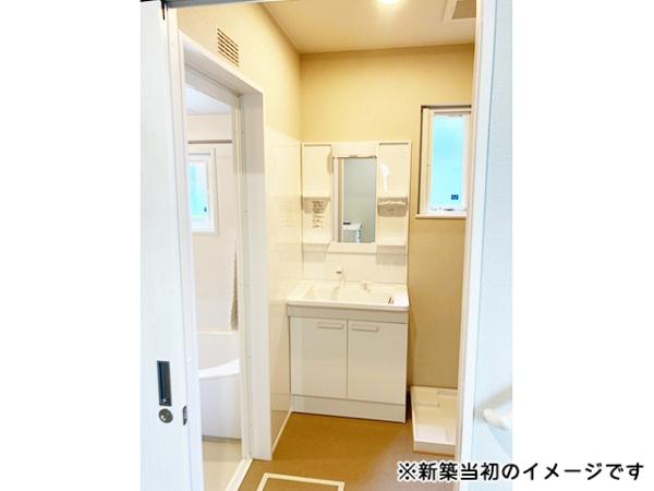 八戸市石堂２丁目の中古一戸建て