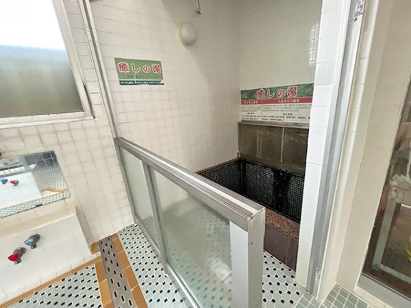 八戸市白銀台二丁目　売公衆浴場　5160（A）