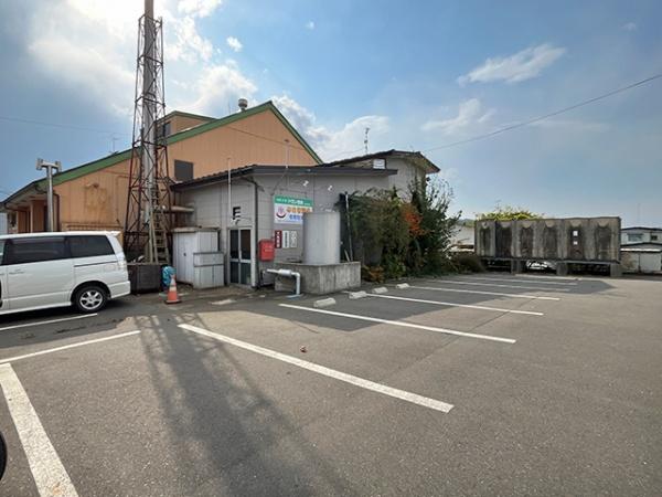 八戸市白銀台二丁目　売公衆浴場　5160（A）