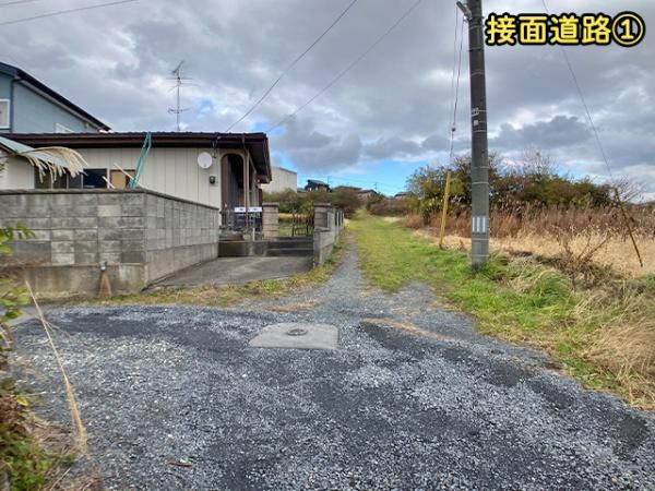 八戸市大字白銀町字栗沢道の土地