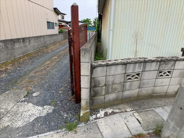 八戸市大字白銀町字人形沢の土地