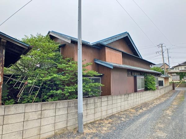 八戸市大字白銀町字人形沢の土地