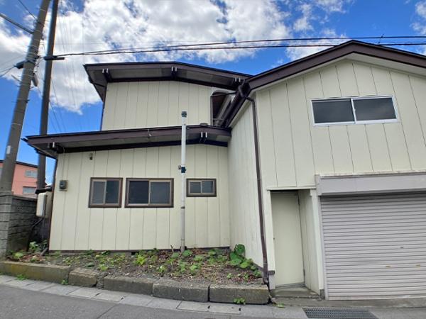 八戸市大字白銀町字雷の土地