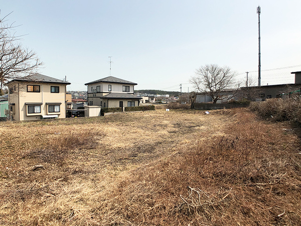 八戸市大字大久保字下長根の土地