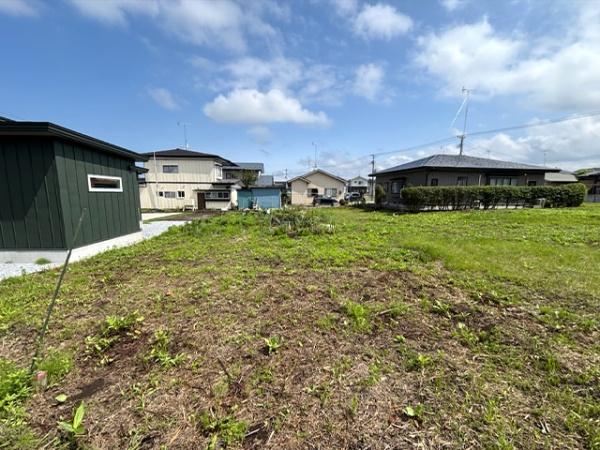 八戸市大字中居林字雷の土地