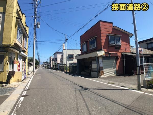 八戸市大字白銀町字左岩淵通の土地