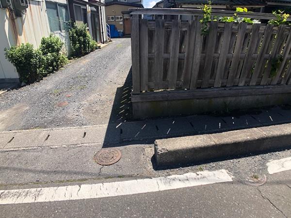 八戸市大字白銀町字左岩淵通の土地