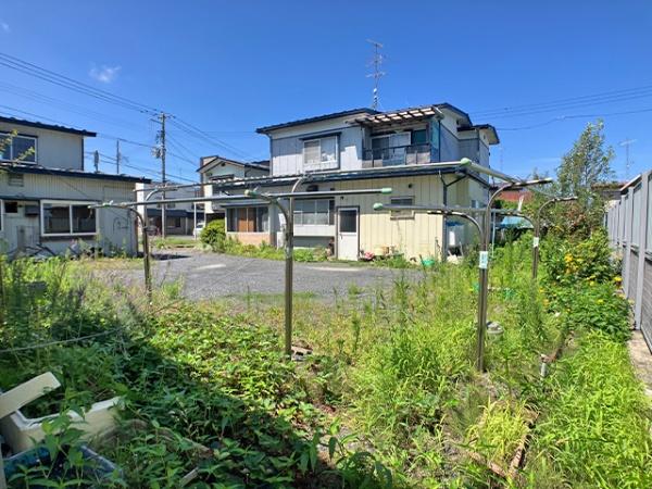 八戸市大字白銀町字三島上の土地