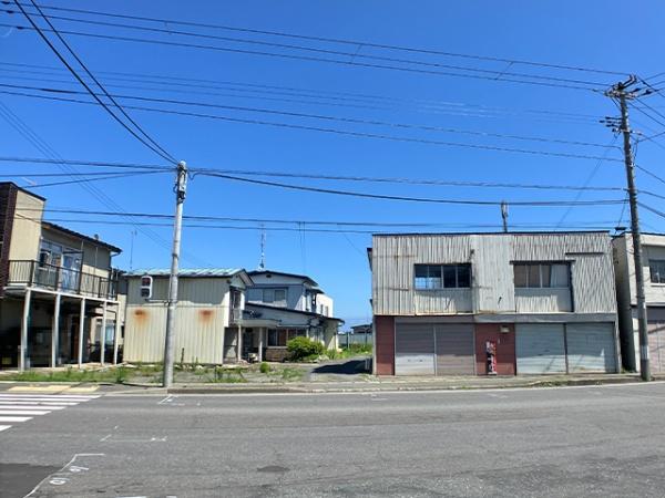 八戸市大字白銀町字三島上の土地