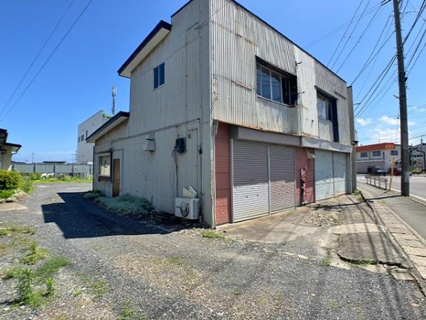 八戸市大字白銀町字三島上の土地