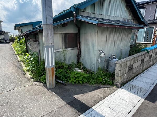 八戸市大字鮫町字福沢久保の土地
