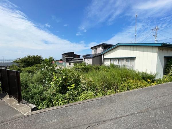 八戸市大字鮫町字福沢久保の土地