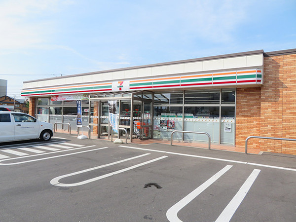 八戸市一番町　分譲戸建　クレイドルガーデン2号棟　T07（S(セブンイレブン八戸一番町店)