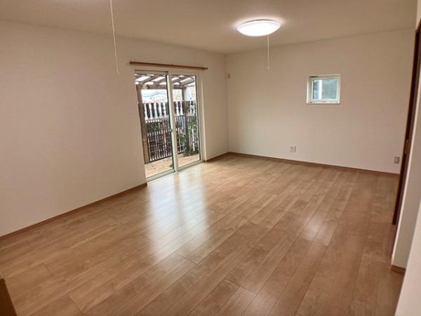 八戸市八太郎１丁目の中古一戸建て