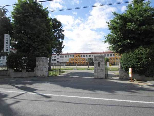 八戸市小中野４丁目の土地(八戸市立小中野小学校)
