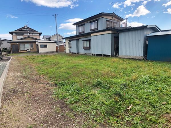 八戸市大字白銀町字左岩淵通の土地