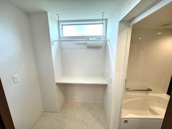 八戸市吹上４丁目の中古一戸建て
