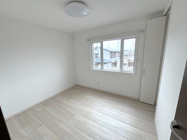 八戸市吹上４丁目の中古一戸建て
