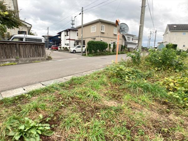 八戸市大字新井田字外久保の土地