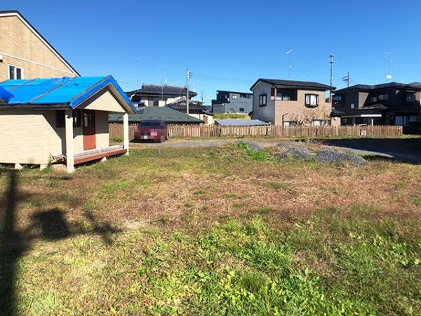 八戸市大字新井田字松山の土地
