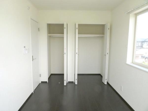 八戸市田向四丁目　売事業用・投資物件　売アパート　5099