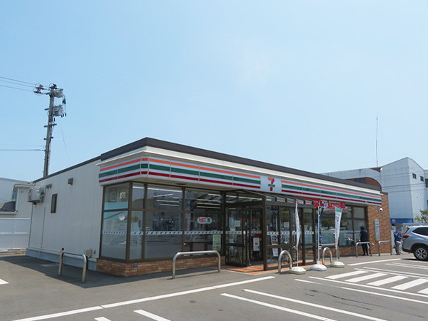 八戸市小中野７丁目の土地(セブンイレブン八戸小中野6丁目店)