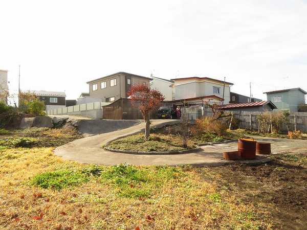 八戸市大字新井田字中ノ森の土地