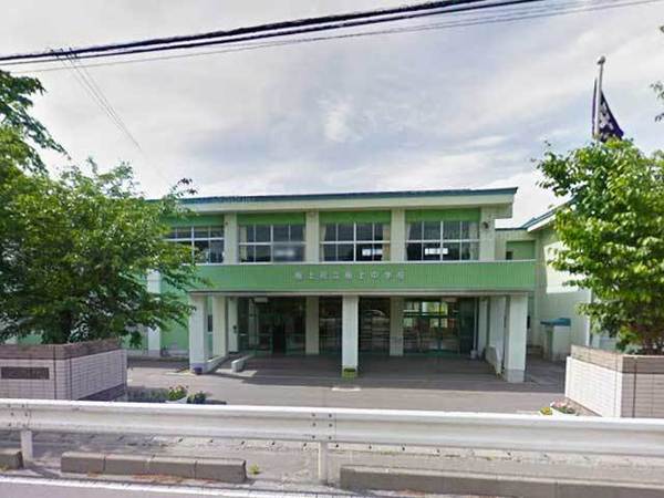 三戸郡階上町大字角柄折字東平の土地(階上町立階上中学校)