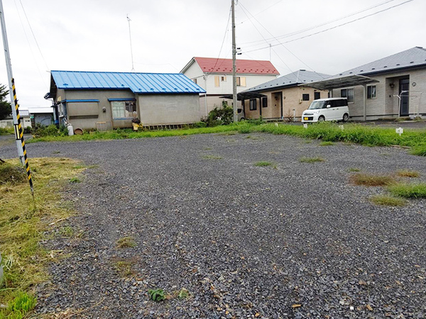 八戸市大字市川町字尻引前山の土地